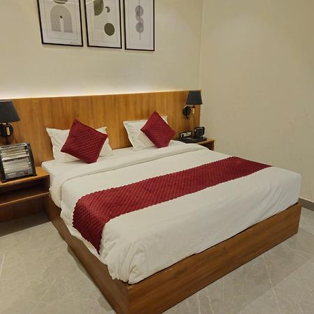 Hotel Royal Orchid Alīgarh Eksteriør billede