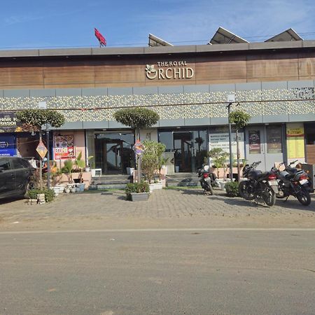Hotel Royal Orchid Alīgarh Eksteriør billede