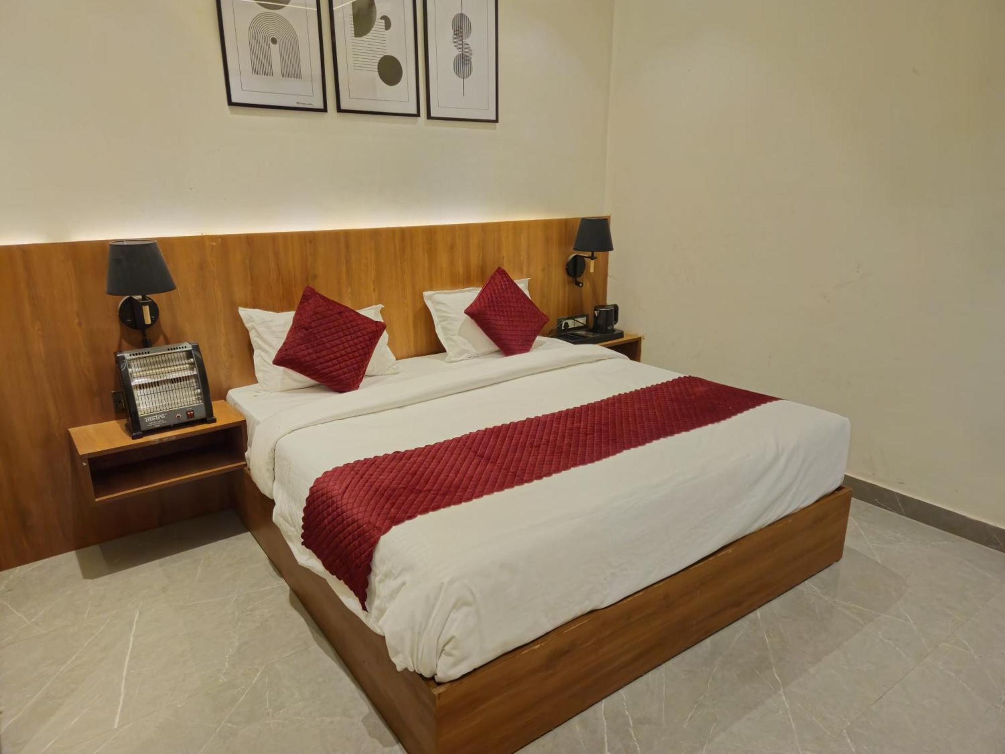 Hotel Royal Orchid Alīgarh Eksteriør billede