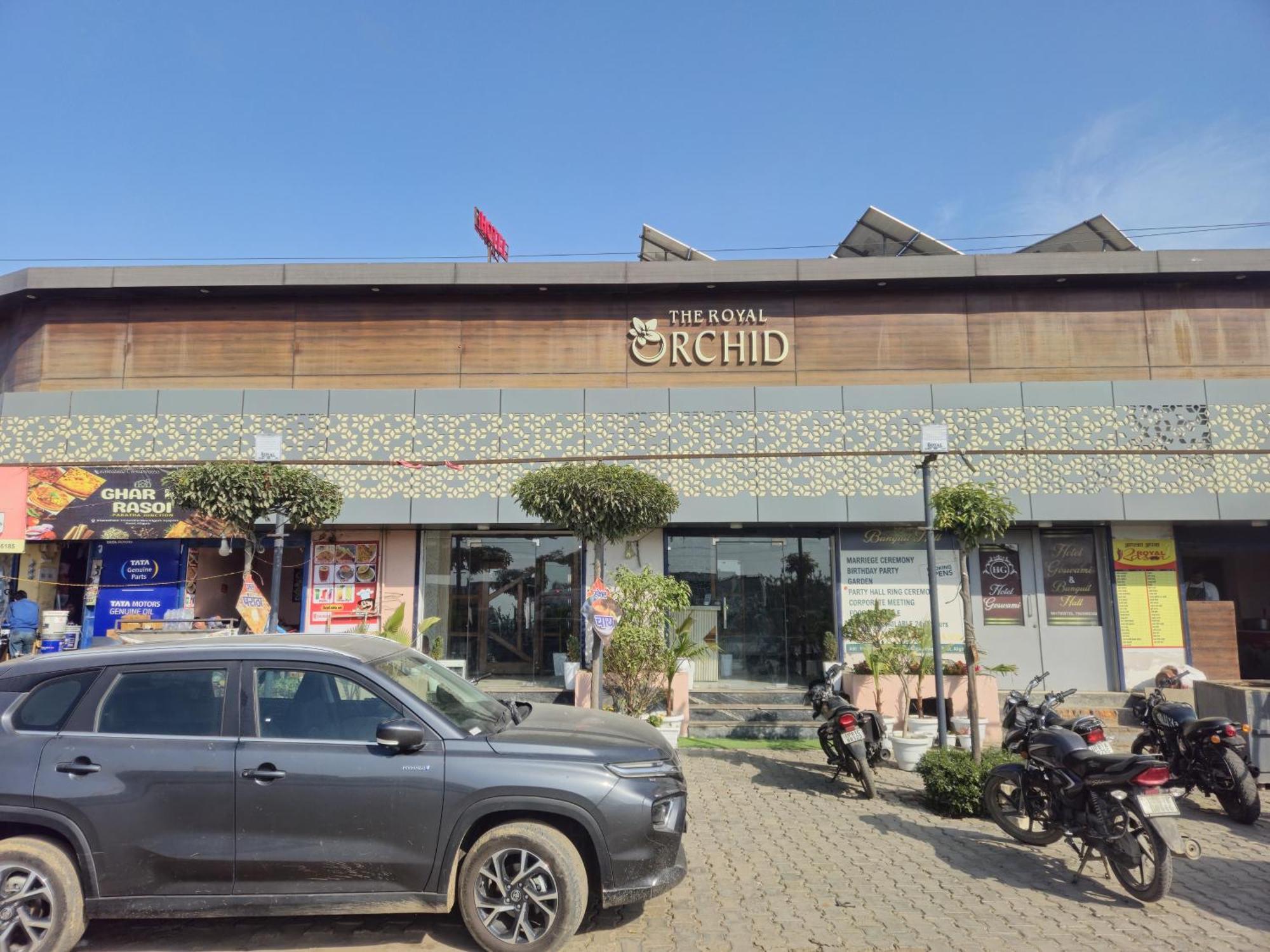 Hotel Royal Orchid Alīgarh Eksteriør billede