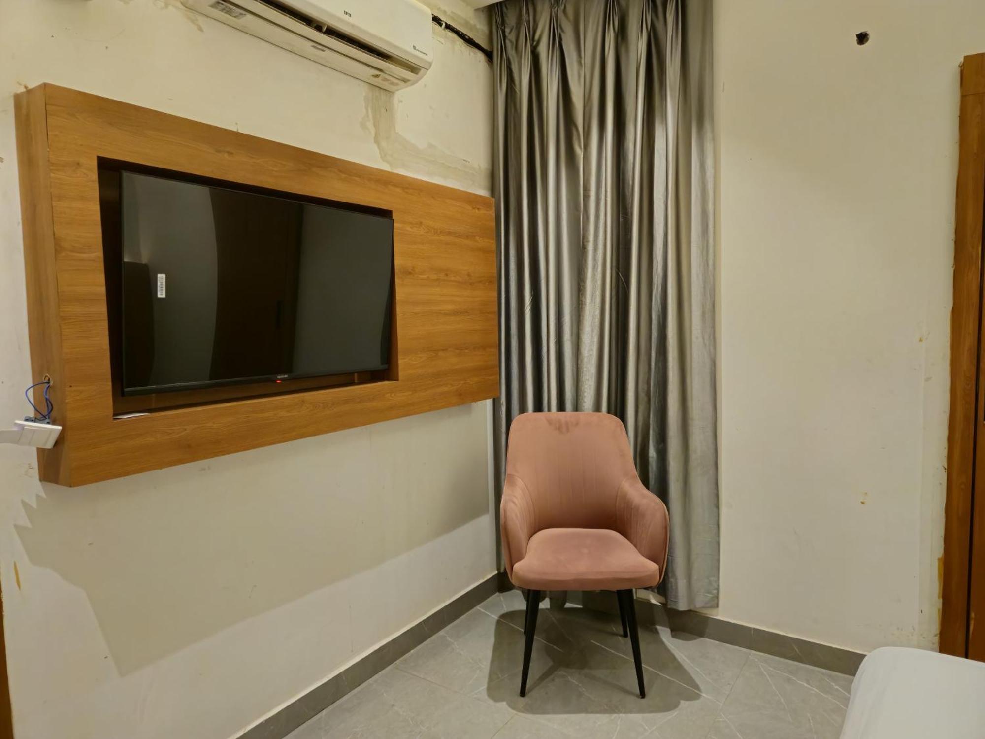 Hotel Royal Orchid Alīgarh Eksteriør billede